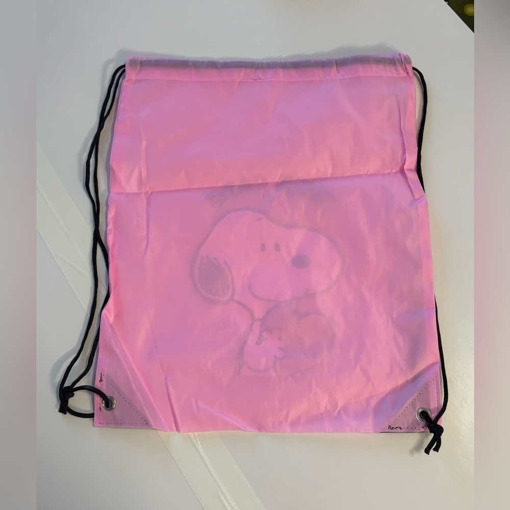Snoopy Pink Drawstring Bag - Picture 7 of 7